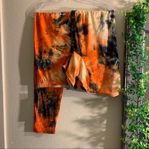 🏏3 for $10 // NWT Orange Tye dye set